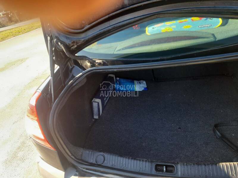 Renault Megane kupljen nov u srbiji