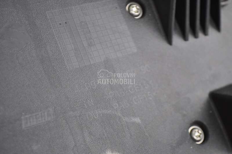 Suzuki V-Strom centralni kofer