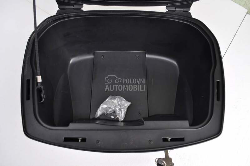 Suzuki V-Strom centralni kofer