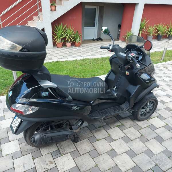 Piaggio MP3