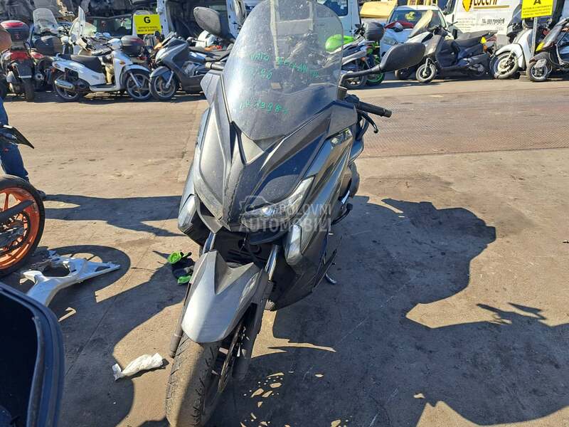 Yamaha x max 400 delovi
