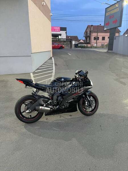 Yamaha r6 akrap