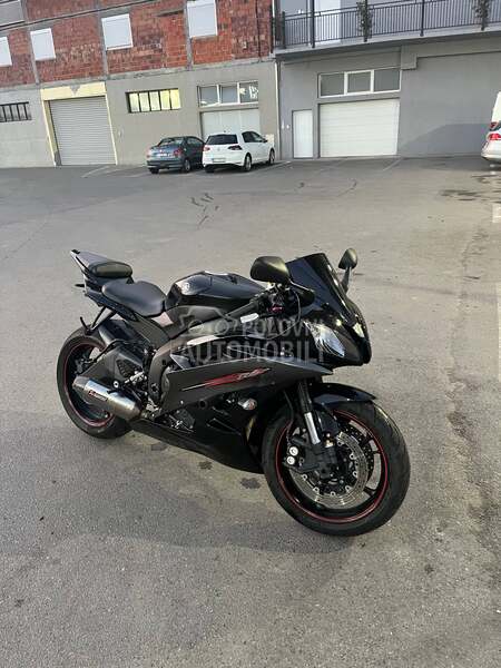 Yamaha r6 akrap