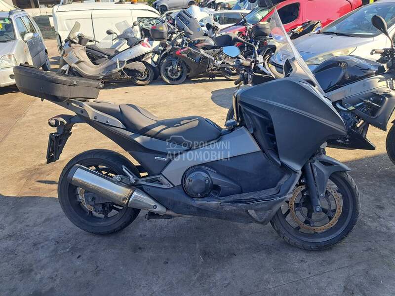 HONDA INTEGRA 700 DELOVI