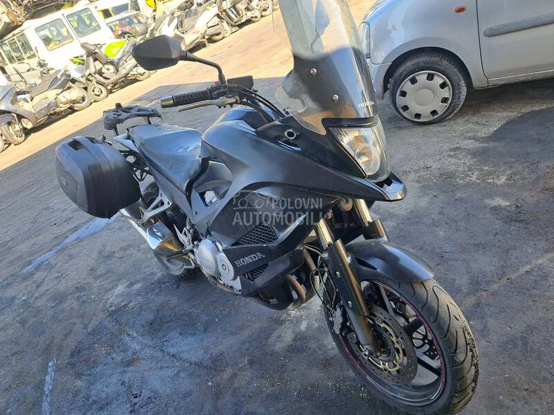 HONDA VFR 800 CROSS RUNNER