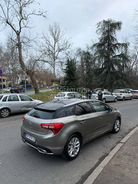 Citroen DS5 