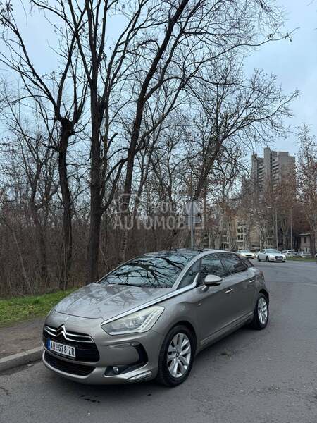 Citroen DS5 