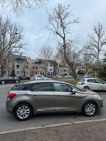 Citroen DS5 