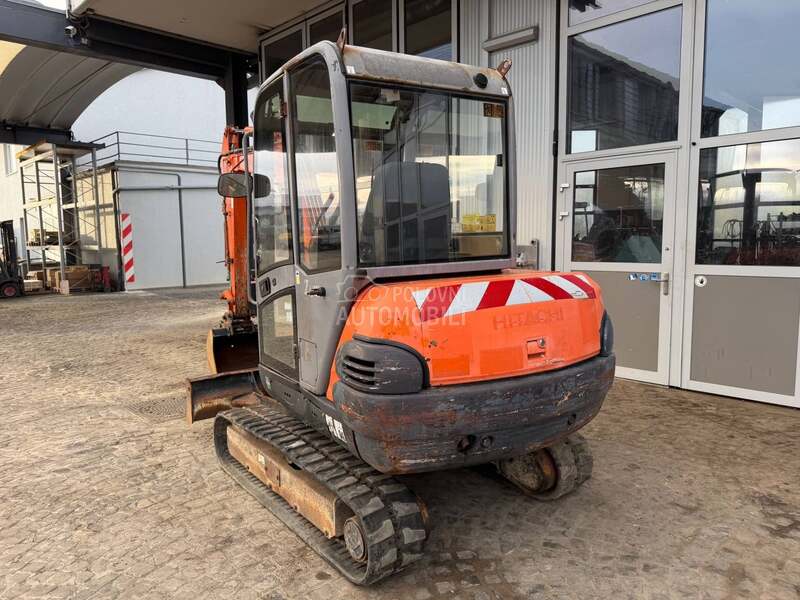 Hitachi ZX 30