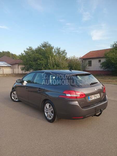 Peugeot 308 1,6hdi blue