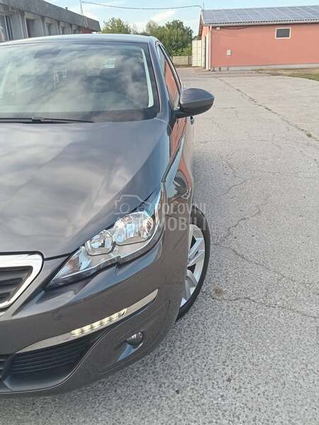 Peugeot 308 1,6hdi blue