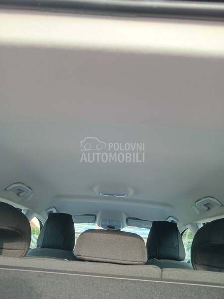 Peugeot 308 1,6hdi blue