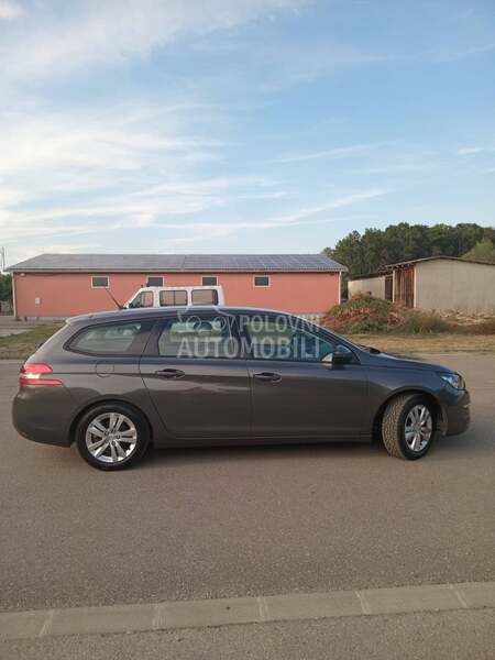 Peugeot 308 1,6hdi blue
