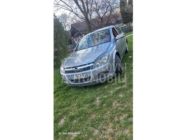 Opel Astra H 