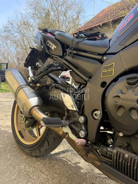 Yamaha fz8