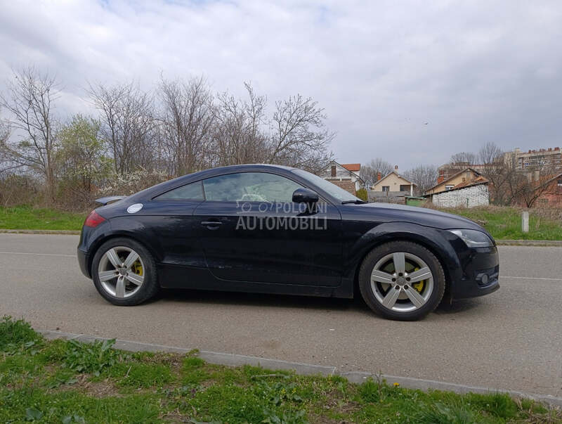 Audi TT 