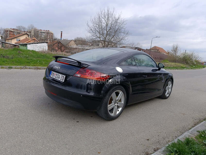 Audi TT 