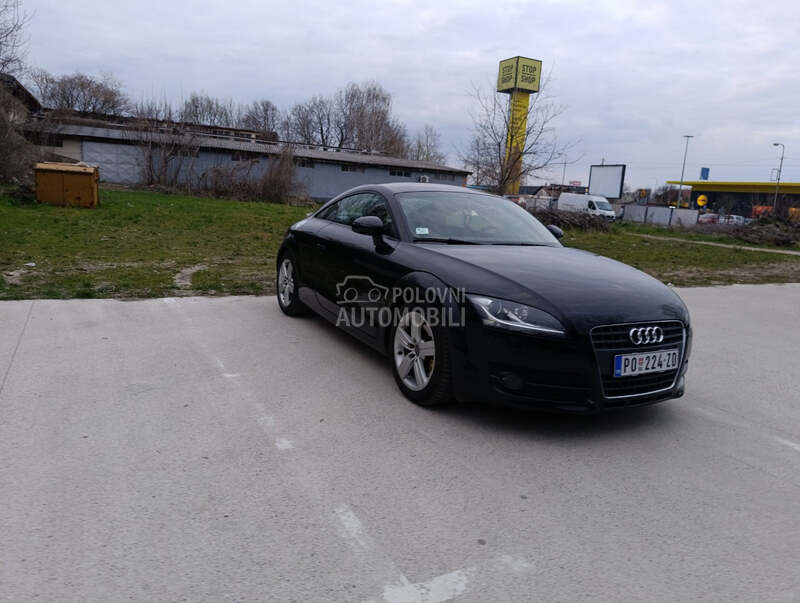 Audi TT 