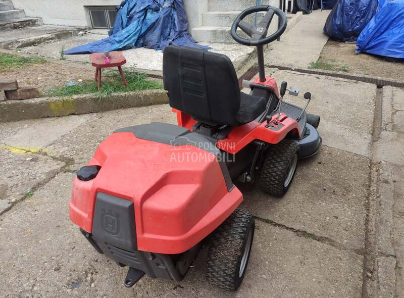 Husqvarna rider r111