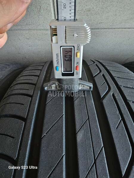 Bridgestone 215/45 R17 Letnja