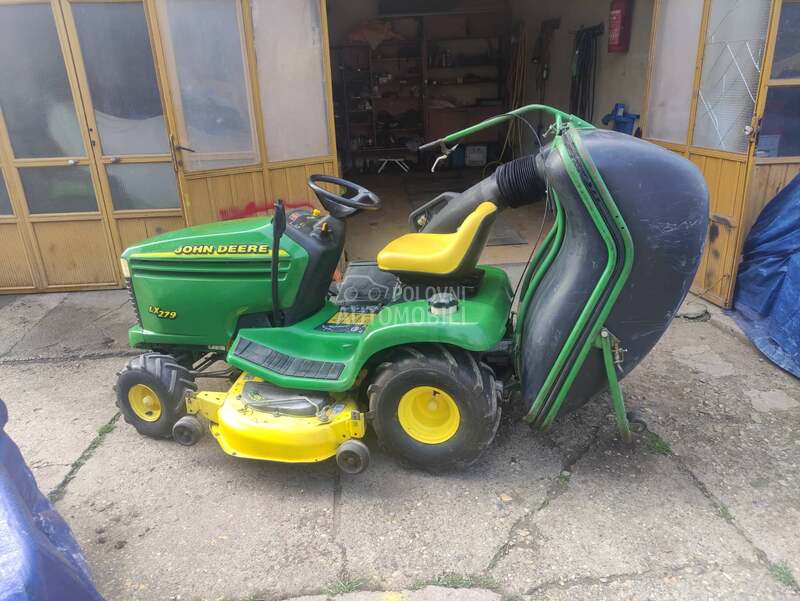 John Deere LX 279