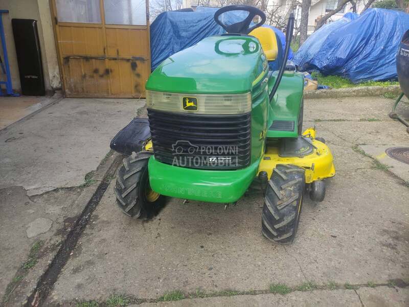 John Deere LX 279