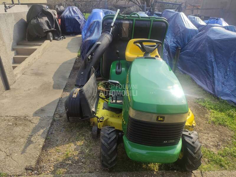 John Deere LX 279