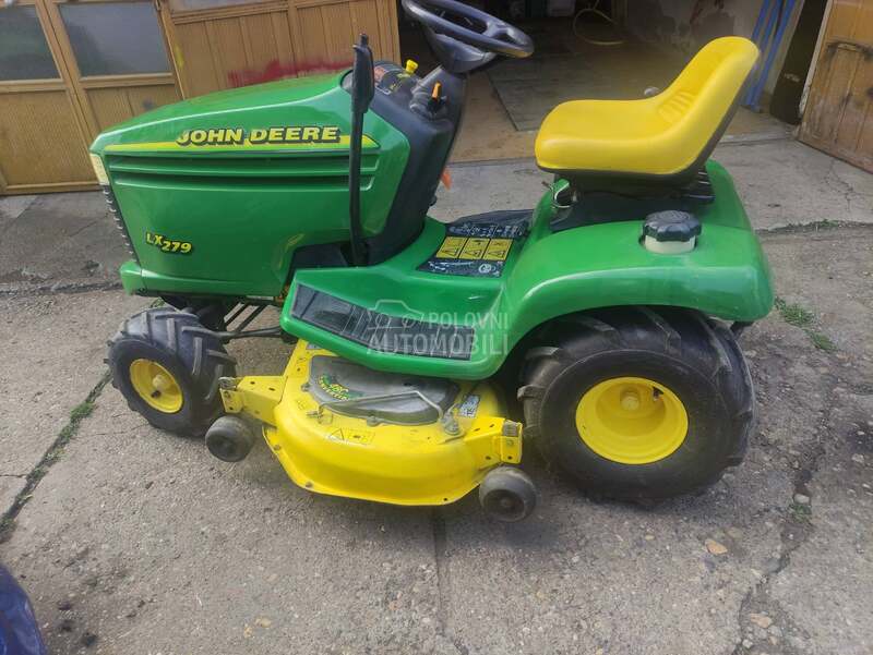John Deere LX 279