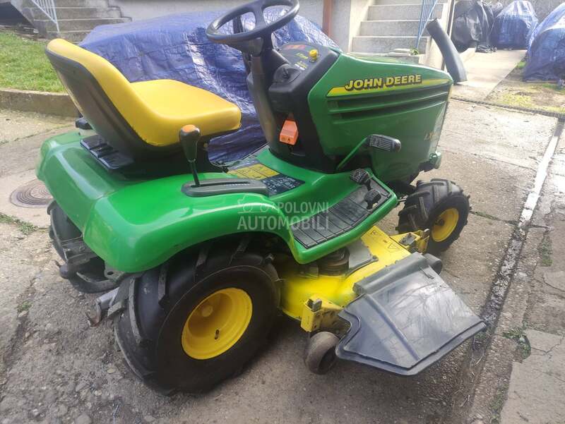 John Deere LX 279