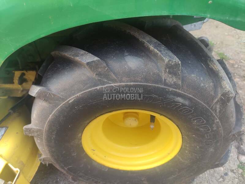 John Deere LX 279