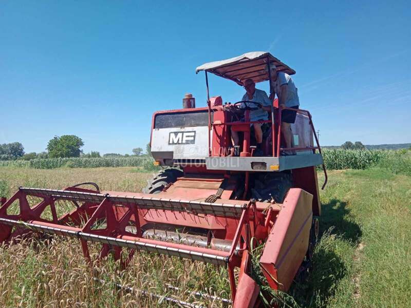 Massey Ferguson mf 520 i claas mercator