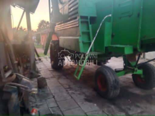 Massey Ferguson mf 520 i claas mercator