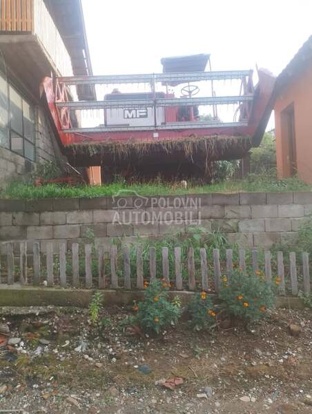 Massey Ferguson mf 520 i claas mercator