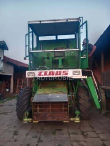 Massey Ferguson mf 520 i claas mercator