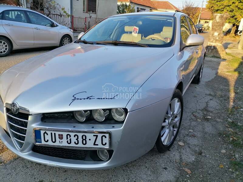Alfa Romeo 159 