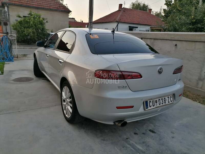 Alfa Romeo 159 