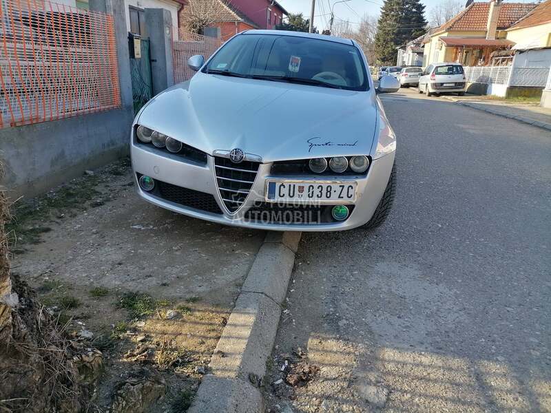 Alfa Romeo 159 