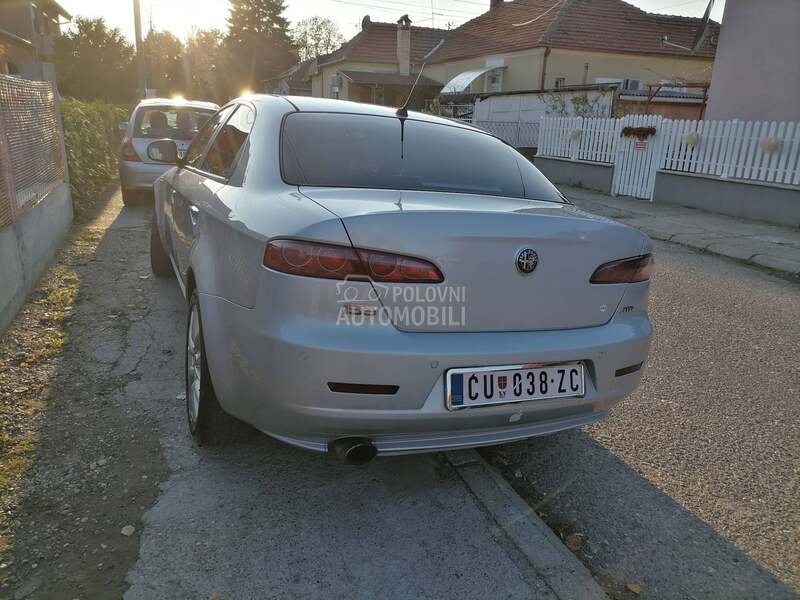 Alfa Romeo 159 