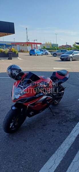 Suzuki GSXR 1000 K6