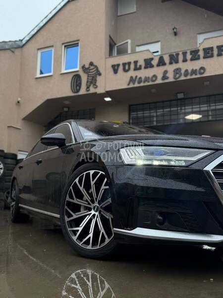 Audi A8 LONG