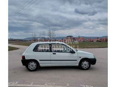Renault Clio 1.2 8v