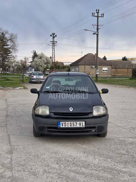 Renault Clio 