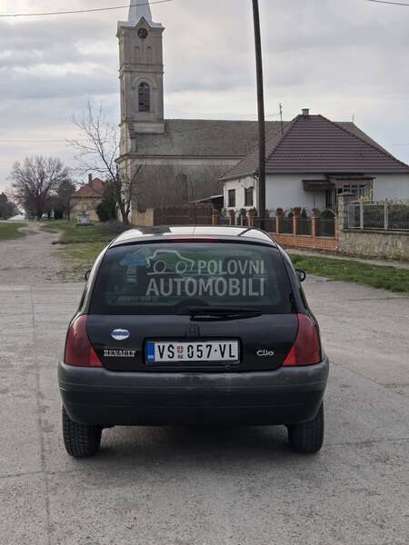 Renault Clio 