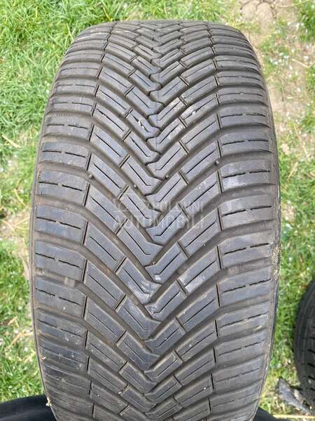Continental 215/40 R18 Sve sezone