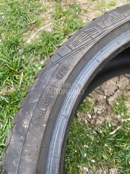 Continental 215/40 R18 Sve sezone