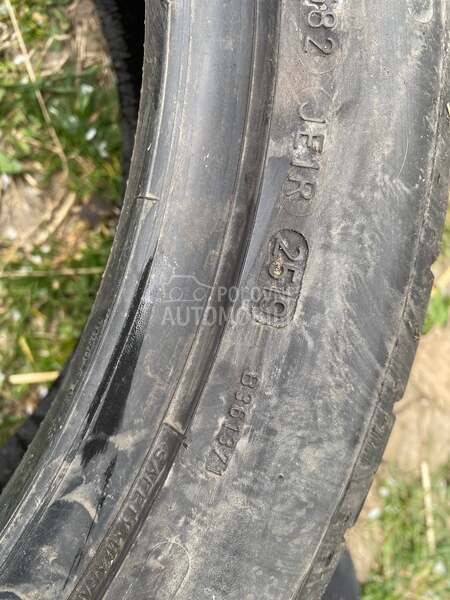Dunlop 225/45 R19 Letnja