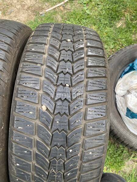 Sava 215/60 R16 Zimska