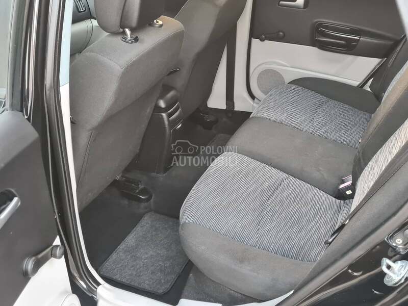 Kia cee`d 1.6 Champion