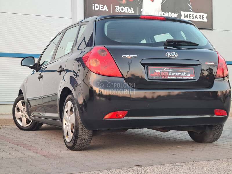 Kia cee`d 1.6 Champion