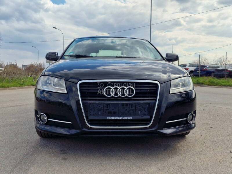 Audi A3 1.2b 4-cilindra